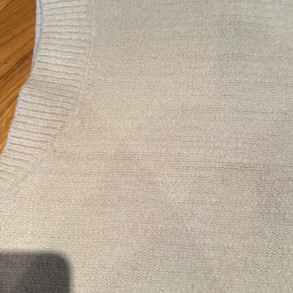 Cos Oversized Textured Knit Vest - Picture 3 of 4